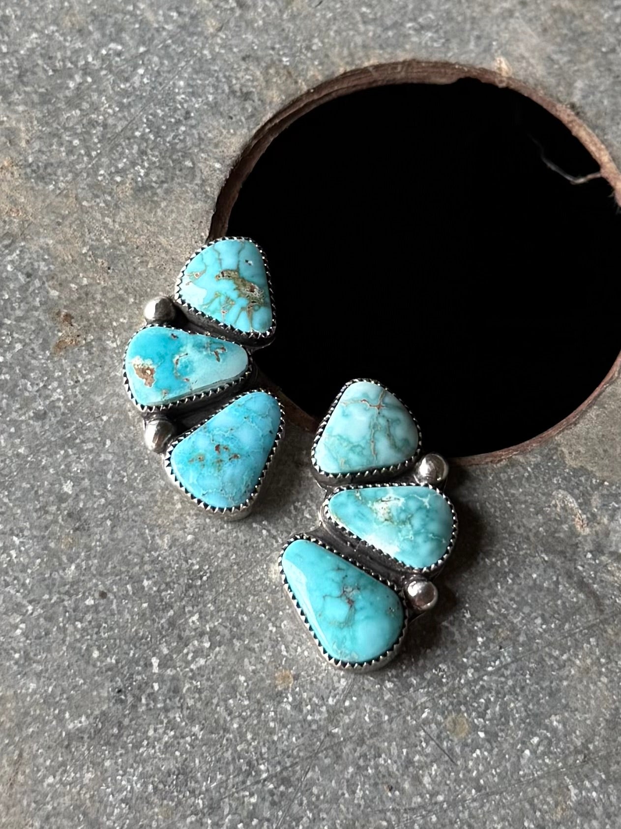 Dry Creek Cluster Studs