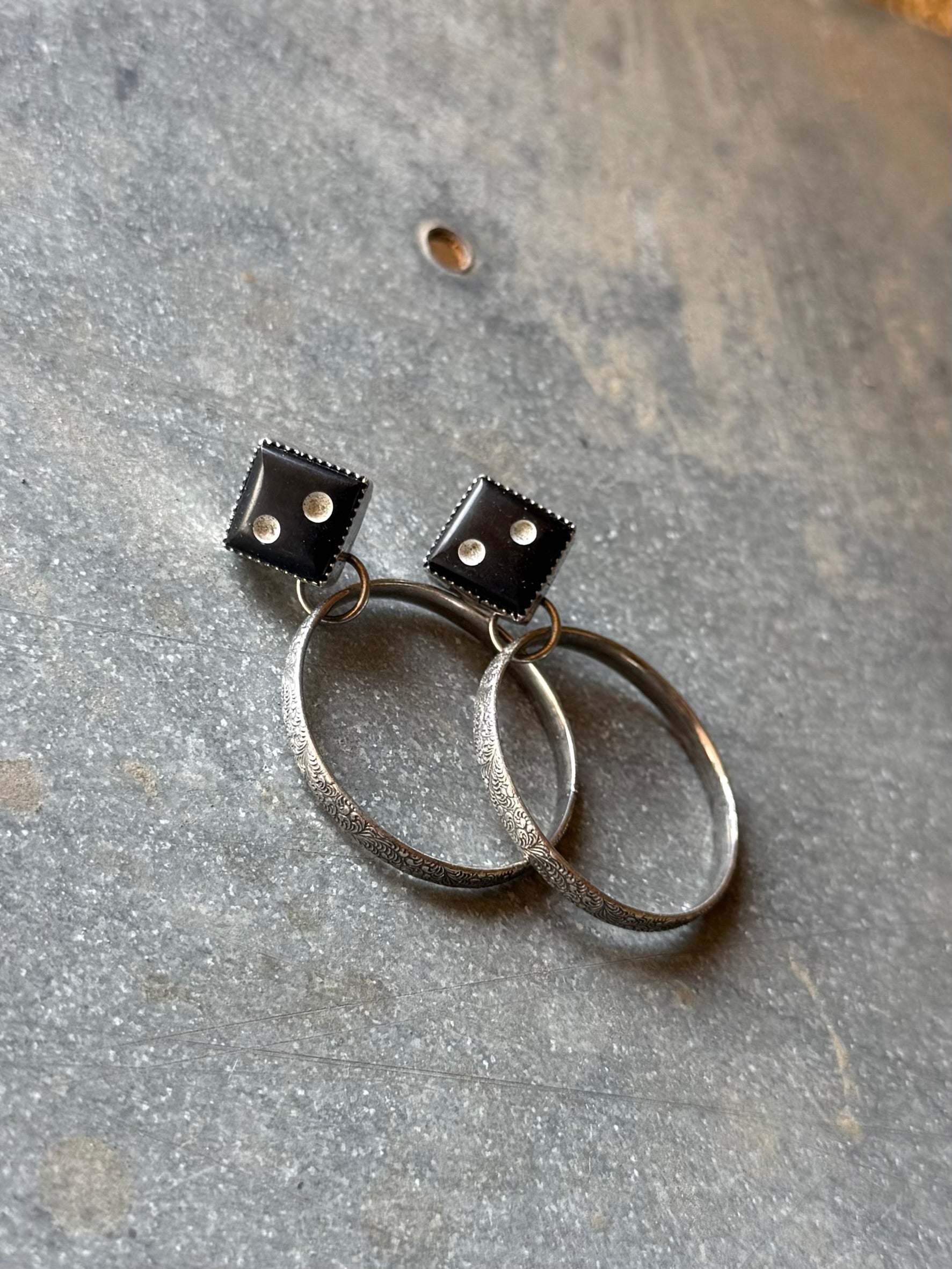 Dice Mini Hoops