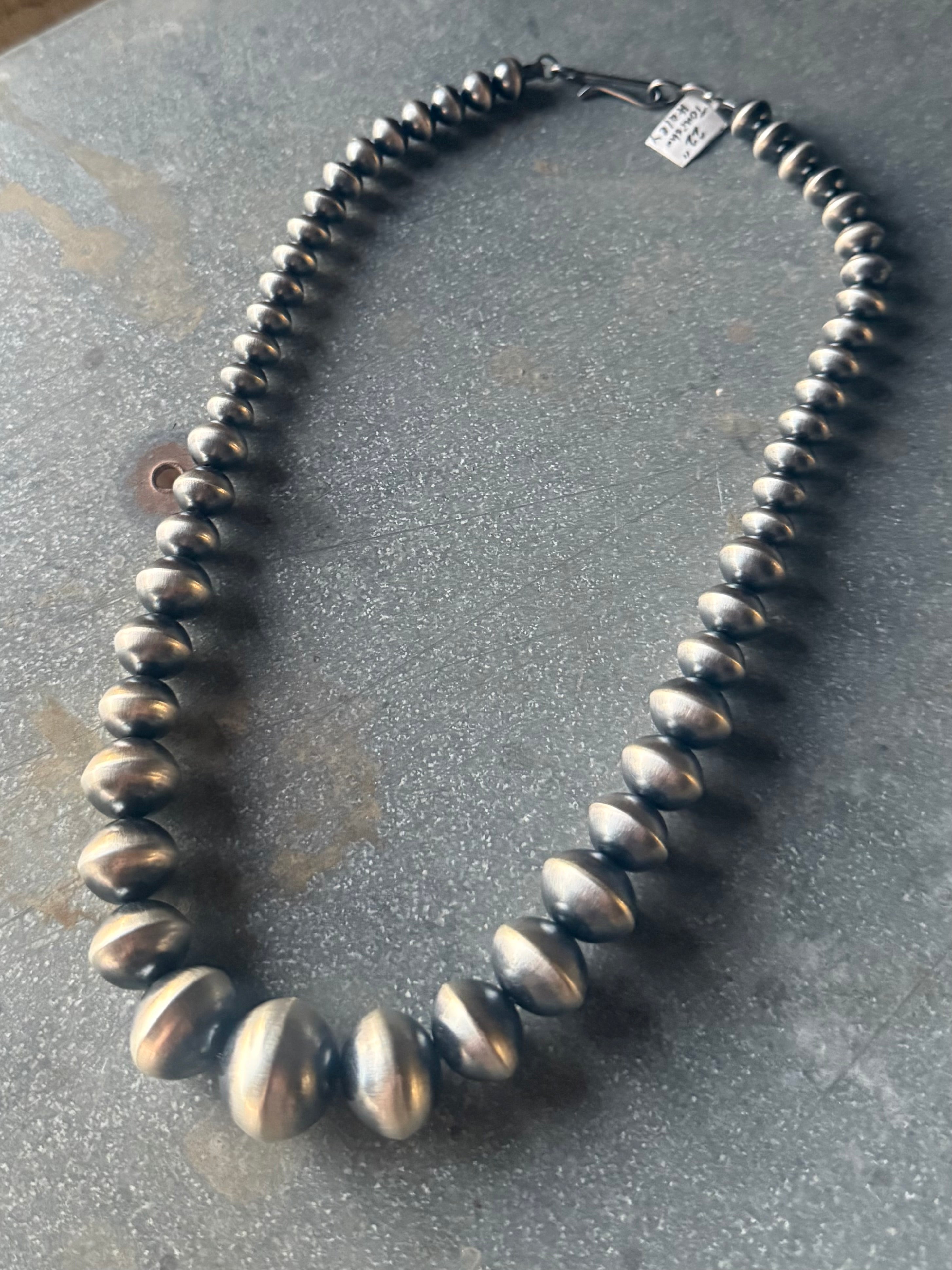 Graduated Navajo Pearls - 22”