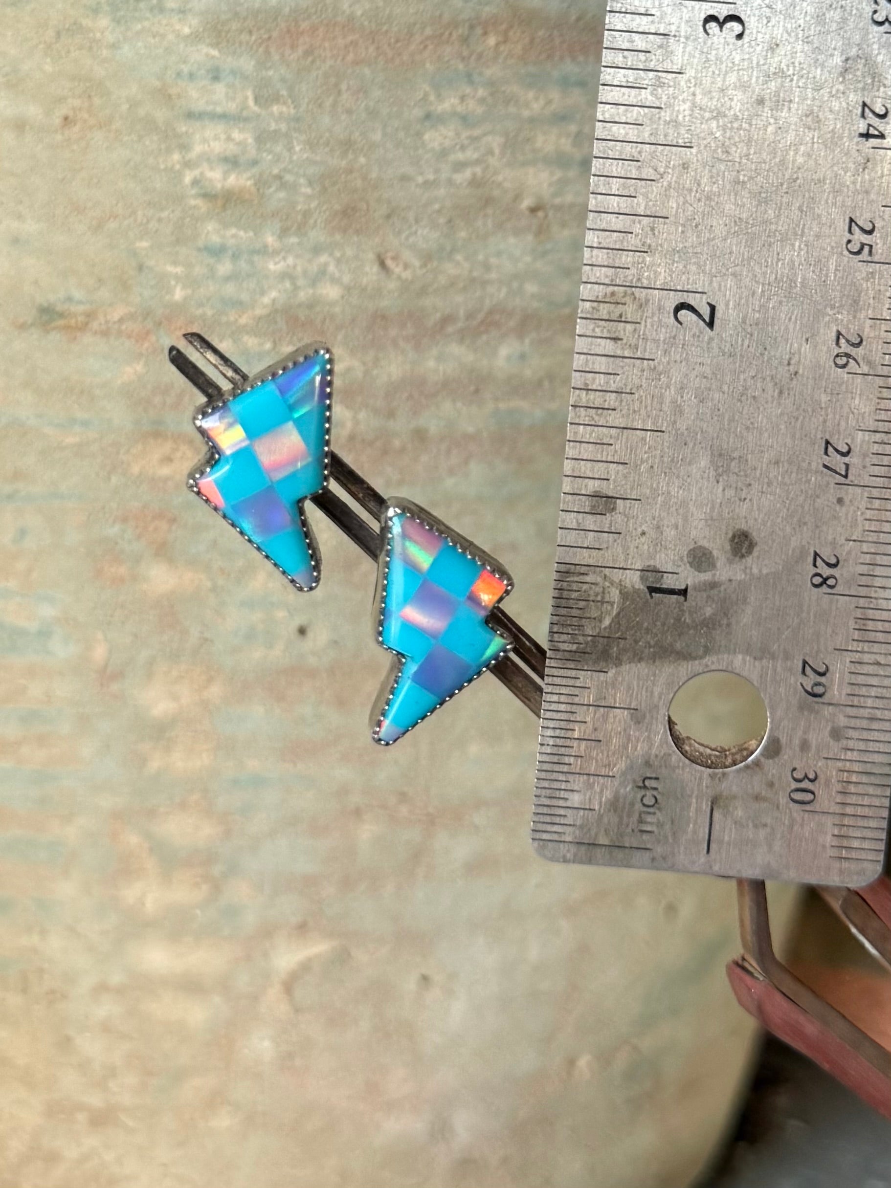 Checkered Bolt Studs